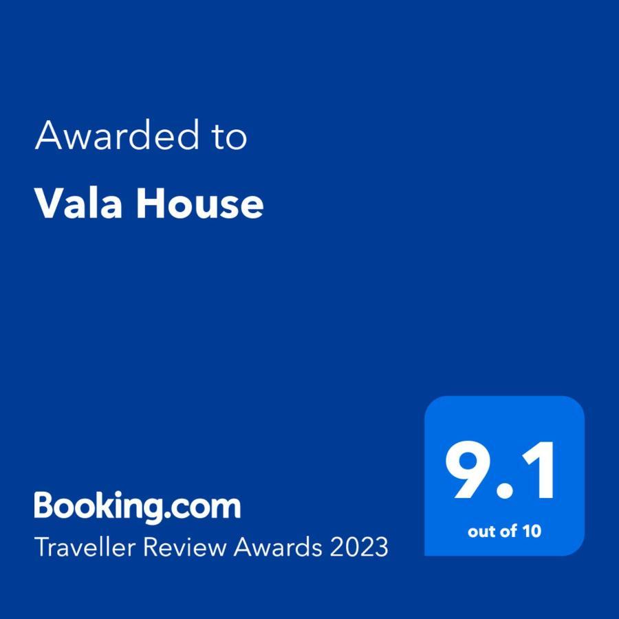 Hotel Vala House à Cherai Beach Extérieur photo